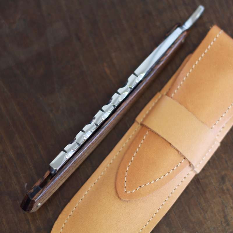 Étui En Cuir Brun Gustave Lalune Pour Rasoir Coupe-choux – Protection élégante Et Pratique