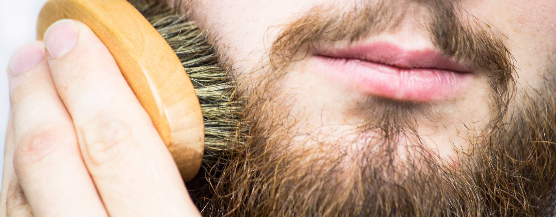 Brosse à barbe  Comment la choisir et l'utiliser